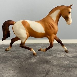 Breyer Sundance